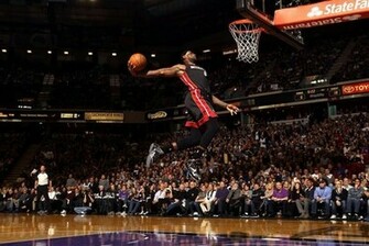 Lebron Dunks