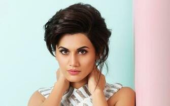 Taapsee Pannu Hot Resolution Wallpaper HD