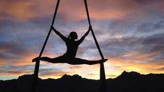 Wallpaper Silhouette Air Gymnast Girl