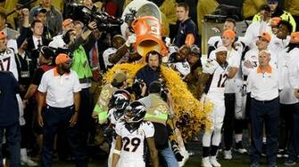 Broncos Defense Shut Down Carolina S Offense To Seal The Super Bowl