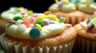 Cupcakes Icing Wallpaper