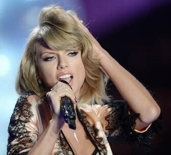 Beautiful And Sexy Taylor Swift HD Wallpaper All