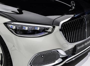 Mercedes Maybach S Class Color Designo Diamond White Bright