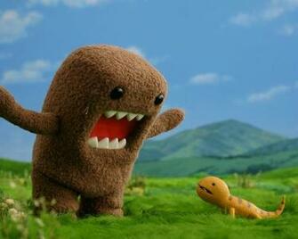 Plush Monster Scares A Lizard Funny HD Wallpaper