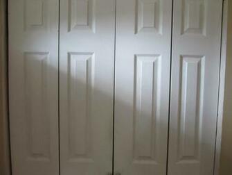Wallpaper A Closet Door Jessica Alba HD iPhone