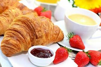Croissant Background Wallpaper Wallpaperin4k Net