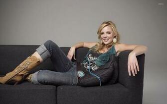 Katherine Heigl In My Father The Hero Wallpaper Movie