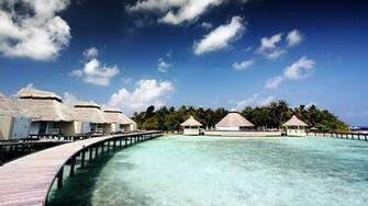 Holiday In Maldives Wallpaper HD Desktop