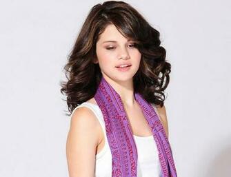 Selena Gomez iPad Mini Wallpaper Photo