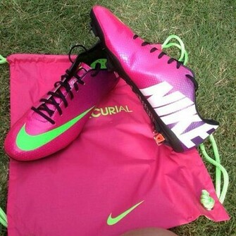 Pink Nike Picture