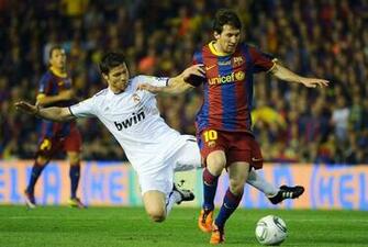Cristiano Ronaldo Vs Lionel Messi Wallpaper