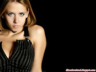 HD Screensavers Super Hot Wallpaper