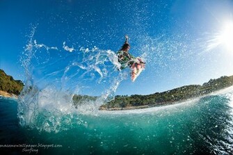 Surfing Wallpaper Maceme