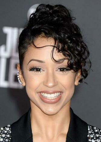 Liza Koshy Stills At Justice League Premiere In Los