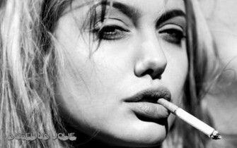 Hot And Sexy Angelina Jolie Wallpaper