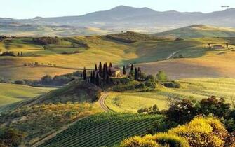 Tuscany Wallpaper