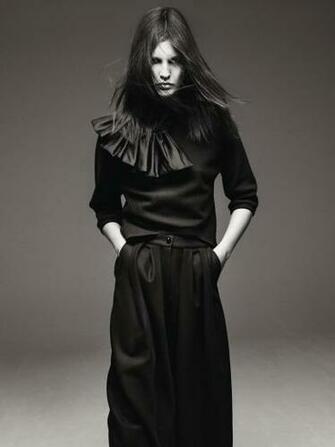 Emmanuelle Alt Wallpaper Background Image