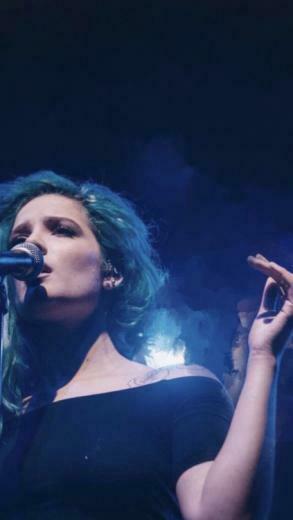 Wallpaper Halsey