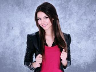 Victoria Justice Widescreen Wallpaper Nude And Porn Pictures