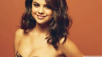 Selena Gomez Wallpaper Hot Pictures