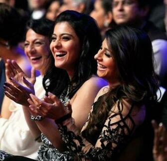 Tanishaa Made For A Happy Family Photo Filmfare Awards Wallpaper