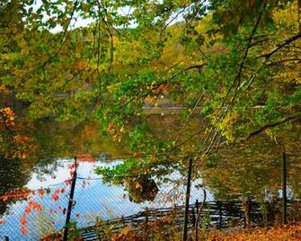 Windows Xp Autumn Wallpaper High Definition