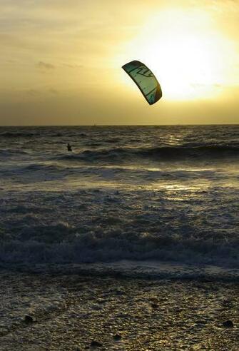 Surf At Le Havre 3wallpaper iPhone Parallax Les Wallpaper