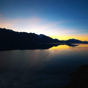 Beautiful Sunset At Lake Wakatipu New Zealand iPad Air Wallpaper