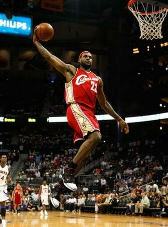 Photo Lebron James Of The Cleveland Cavaliers Goes