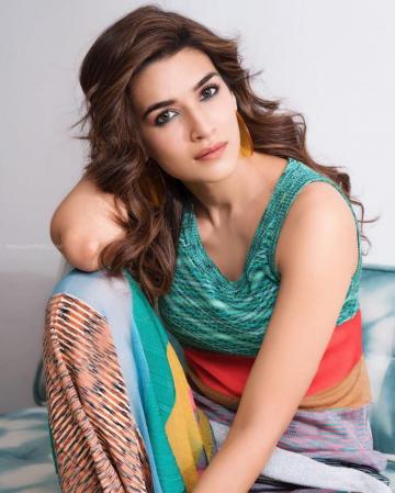 Kriti Sanon HD Wallpaper Desktop Background Android