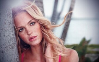 Erin Heatherton Cute Wallpaper Popopics