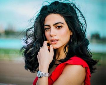 S Ries Brasil On Top Gatas Do Ano Emeraude Toubia