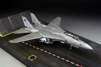Award Winner Built F Tomcat Top Gun Movie Diorama Deck Tom