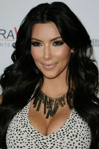Kim Kardashian iPhone HD Wallpaper