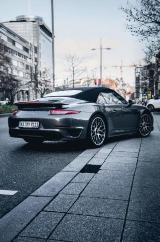 Car Wallpaper 4k iPhone Plus