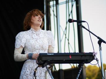 Hannah Hooper Grouplove Peter Adams Photography