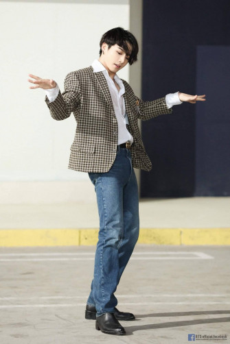 Bts Jung Kook Cute Wallpaper