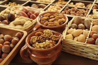 Nuts Wallpaper HD