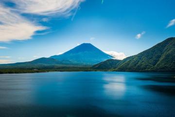 Mountains And The Sea Wallpaper Teahub Io