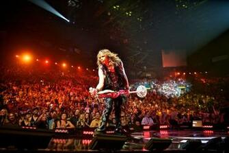 Aerosmith Steven Tyler Hard Rock Concert Crowd Stage Light Stars