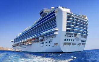 Cruise Ship HD Wallpaper