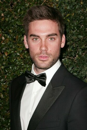 Drew Fuller Wallpaper Gallery