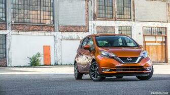 Nissan Versa Note Sl Front Three Quarter HD Wallpaper