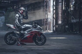 Yamaha R6 Wallpaper