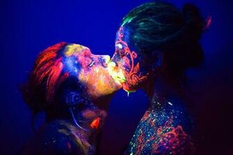 Glow In The Dark Body Painting Art Cool Wallpaper Hivewallpaper