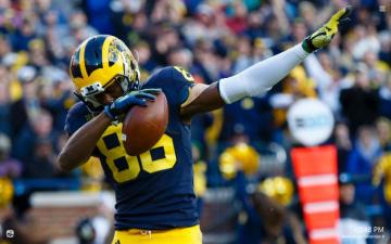 Michigan Wolverines Football HD Wallpaper Sports Fan Tab