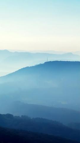 Misty Mountains Wallpaper Teahub Io
