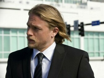 Charlie Hunnam Wallpaper