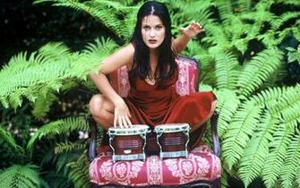 Playing Drums Screensavers Background Celebrity Female Wallpaper