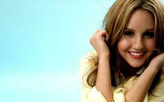 Amanda Bynes Wallpaper